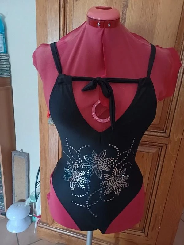 Biquíni preto com lantejoulas de uma peça da marca Sanselle tamanho L ou 40 novo – photo 8